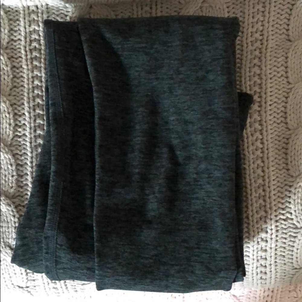 Excellent cond. dark green beyond yoga legging